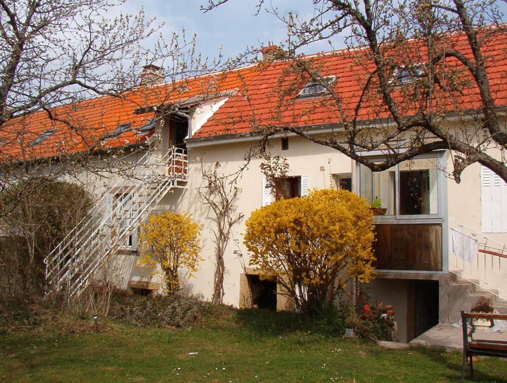 La Longere Des Gillettes Bed & Breakfast Bezenet Exterior photo